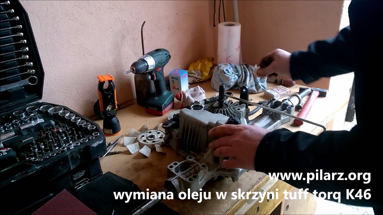 K46 Tuff Torq wymiana oleju w skrzyni Hydrostatycznej