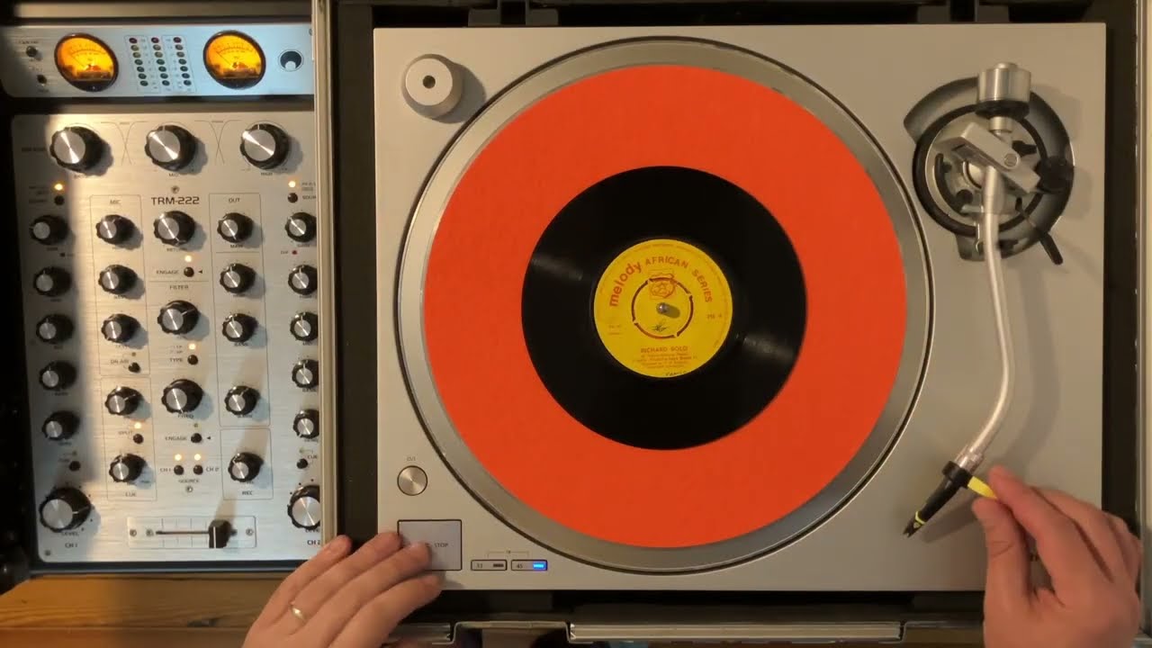 L'Orchestre Victoria Jazz Band 71 - Richard Bolo (Year Unknown - Melody)