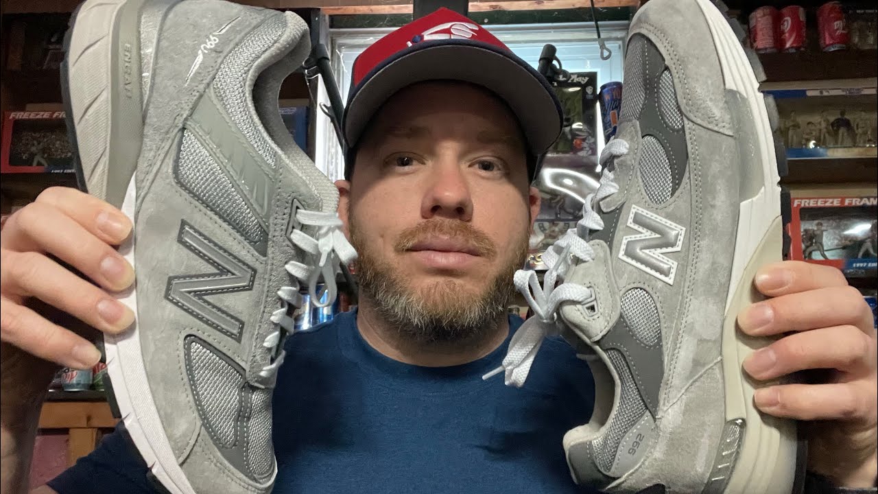 Shoe Tapping ASMR | New Balance | Why Did This Happen ?! 🤔