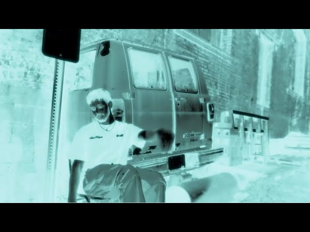 Chez! - Unfazed Official Music Video adlı videoyu YouTube'da izle Chez! - Unfazed Official Music Video adlı videoyu YouTube'da izle