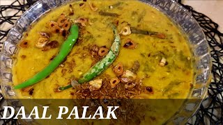 Daal Palak Recipe -Palak daal In Pressure Cooker -Easy & Healthy Recipe by Uroosa's kitchen#dalpalak