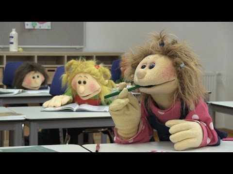 Ilselotte and the Test - Living Puppets Handpuppets - YouTube