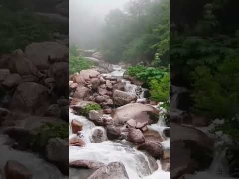 قالوا إنا تطيرنا بكم لإن لم تنتهوا لنرجمنكم و ليمسنكم منا عذاب أليم