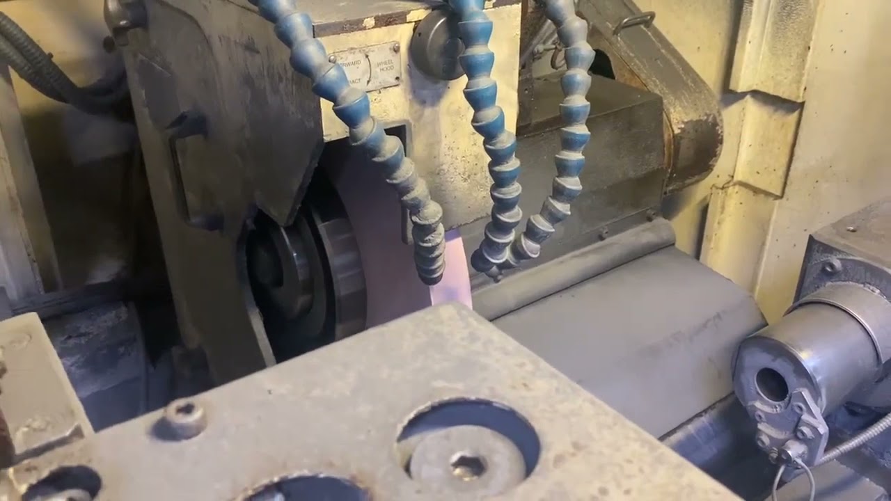 MITSUBISHI CNC CYLINDRICAL GRINDER YouTube