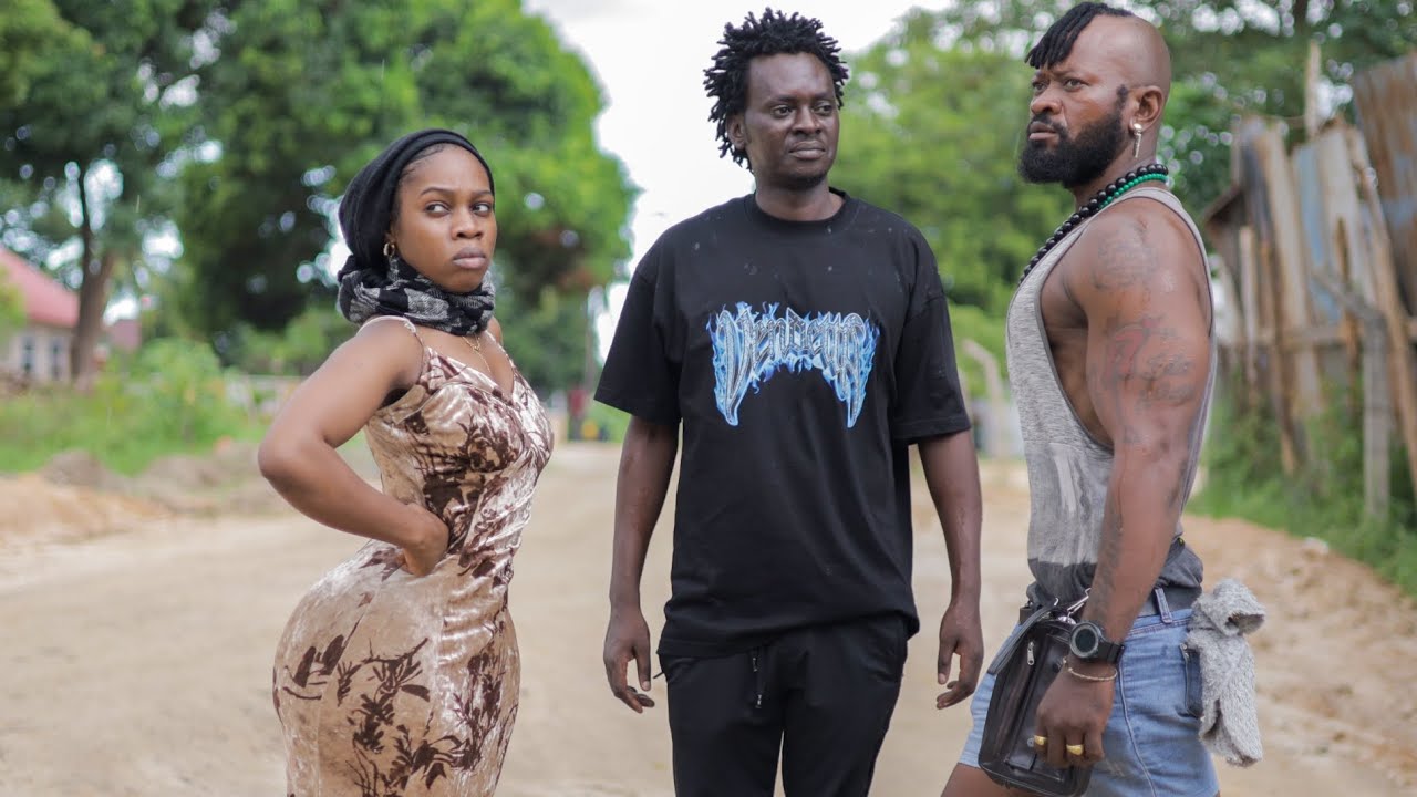 HUYU NI MKEWANGU HUMFANYI CHOCHOTE