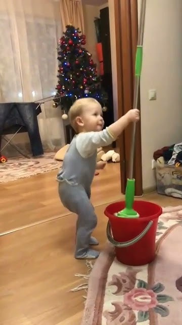 Помогатор 🤣 - YouTube