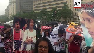 Protesters in DC Rally For Immigration Rights