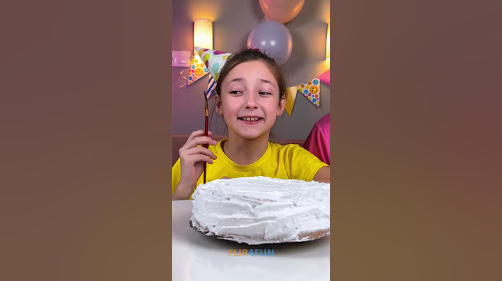 Painting on Cake?! 🎂🤯 Try This Sweet Art Trick! #CakeHack #CreativePlay