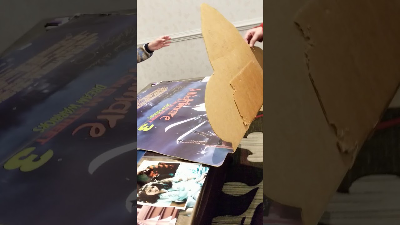 Heather Langenkamp signed my original Dream Warriors stand up