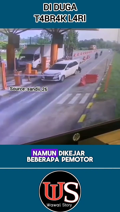 TEREKAM CCTV MOBIL T4BR4K LARI MASUK TOL ‼️ #vidioviral #shortsvideo #wawaistory