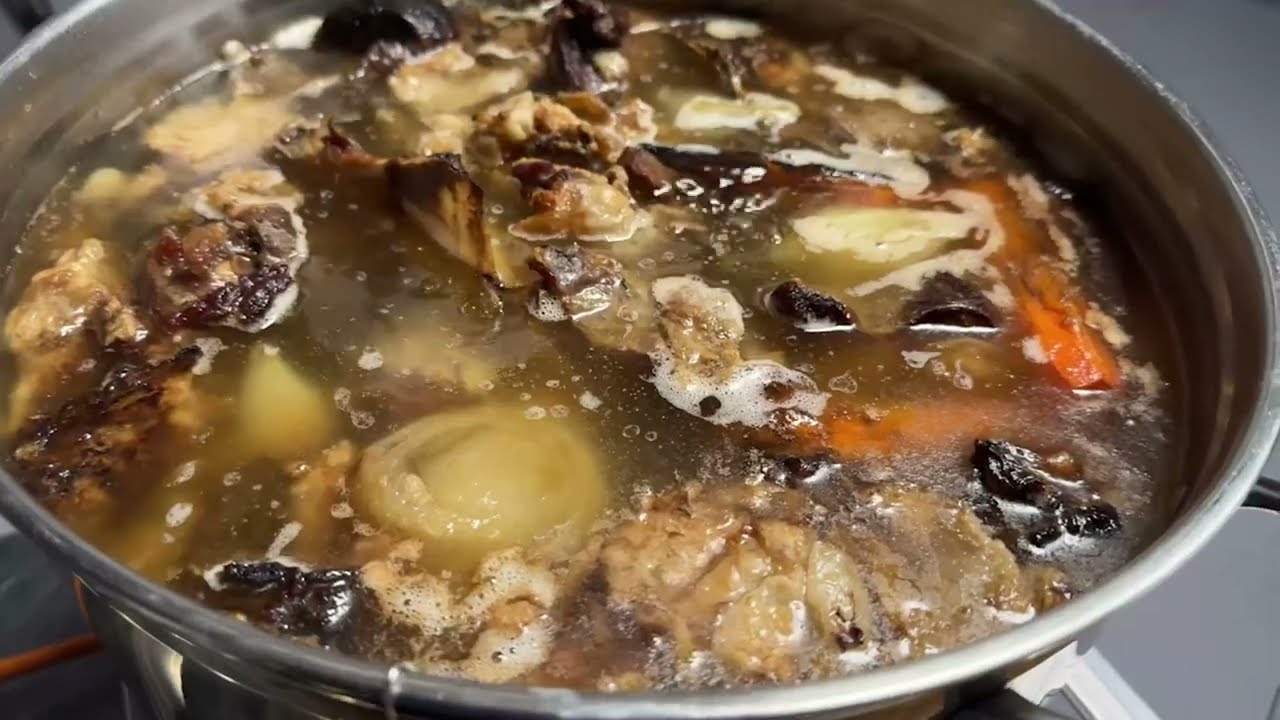 Олень в вине