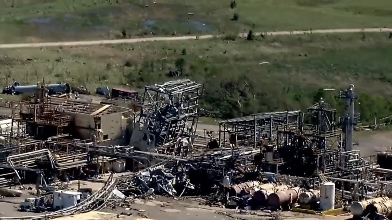 Barnsdall refinery takes big hit from tornado - YouTube