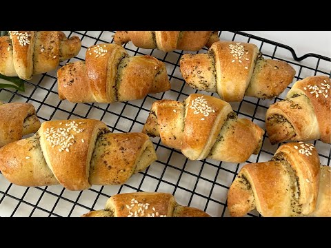 كروسان الزعتر و الجبنة الطعم خيال   