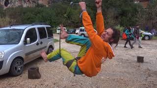 Slackline-Tutorial Learn How To Highline In 5 Steps