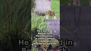 Andy Warhol (1928–1987)— His Grave Is Livestreamed 24/7 and Fans Leave Soup Cans #headstonecleaning