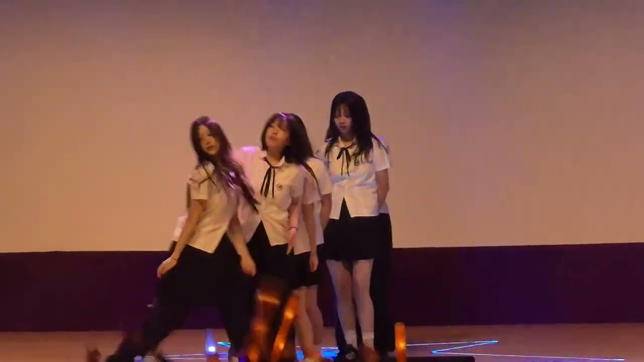 2025년 우송고 축제 청원제(구슬라이드)