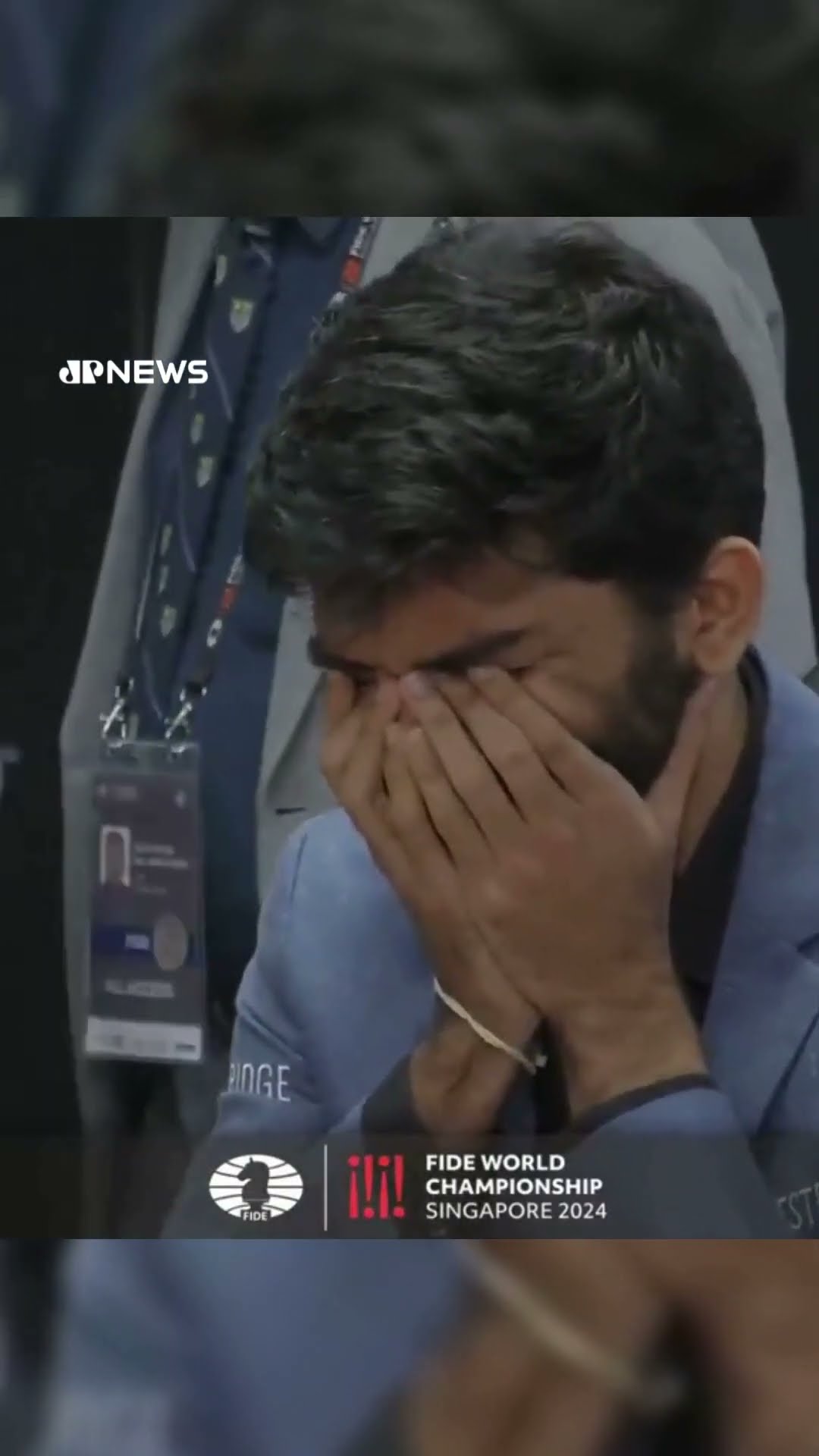 Indiano se emociona ao se tornar o mais jovem campeão mundial de xadrez #shorts