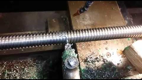 Left hand acme thread 5mm pitch . Lathe engineering