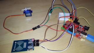 Arduino Uno with RFID control servo