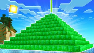 I made a GIANT Emerald Beacon in Minecraft Survival by ezY 150,276 views 2 years ago 16 minutes
