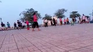 TimeLapse20150428 181745 | Dancing Time-Lapse at Riverside | Dance for exercise