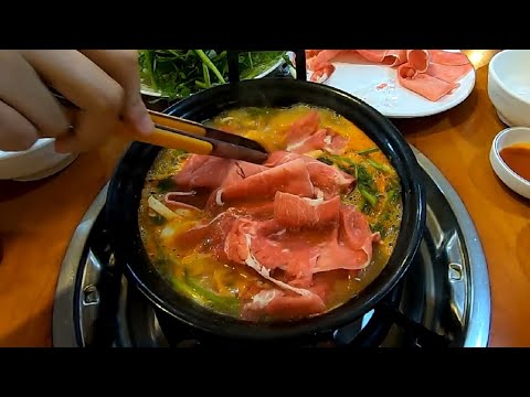 줄서서 먹는 매콤한 소고기 샤브샤브 먹방 / spicy bulgogi / BBQ beef / korean street food