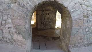 Тоннели Асклепиона, храм Асклепия, святой источник и лечебные ванны