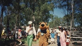 Australias Wonderland Sydney - 1986 TV Commercial with Donnie Sutherland