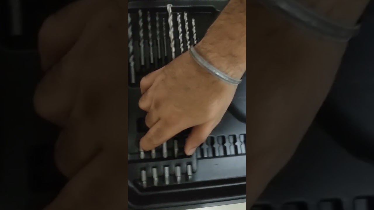 BLACK+DECKER HD555K50 550W 13mm, Reversible, 13mm drill machine