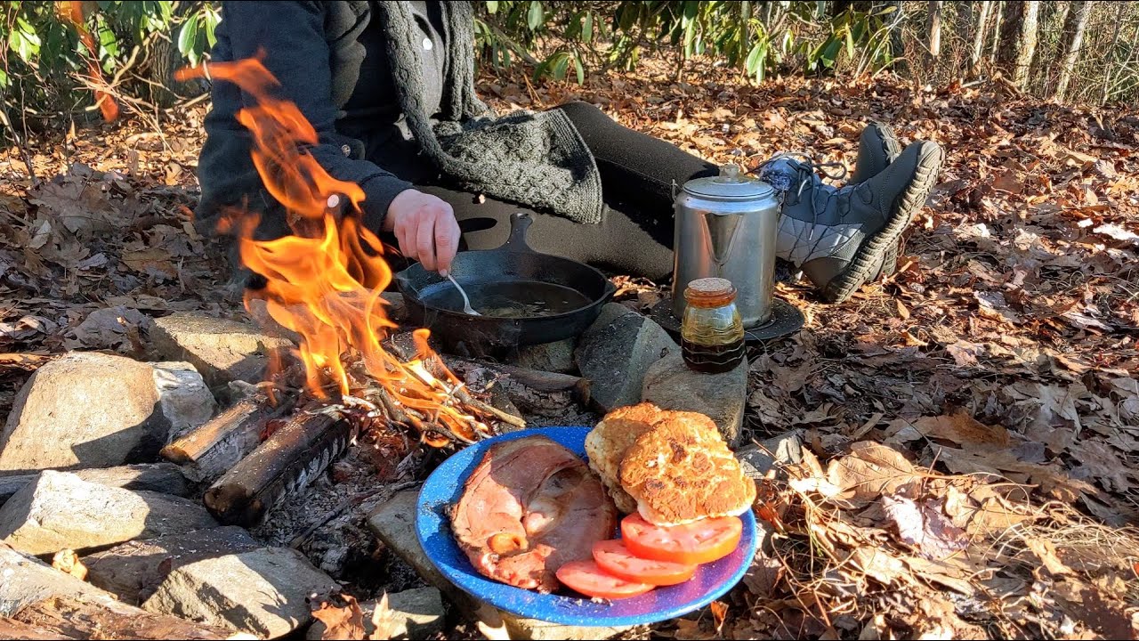 Приготовление еды на костре в Риджтопе: деревенская ветчина, подливка «Красный глаз» и жареные би...