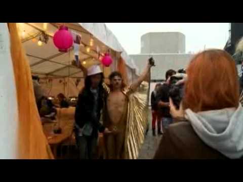 &#039;The Devil&#039;s Niece&#039; wins air guitar world title