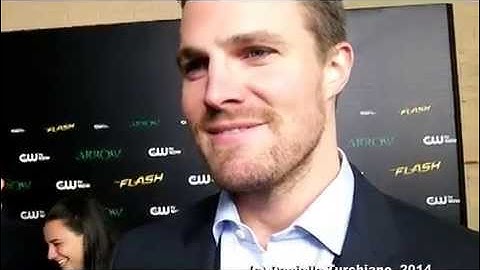 Stephen Amell talks 