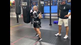 Billy White/Mike Tyson’s trainer/peekaboo boxing,Training BUFF  DFB in peekaboo style on BAG in fL