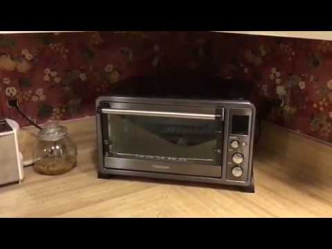 Toshiba Toaster Oven<!-- -->