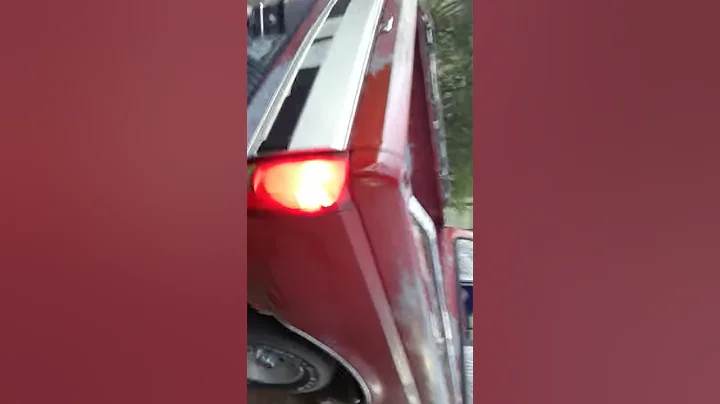 How not to pull a bumper off (Rednecks gone wild)