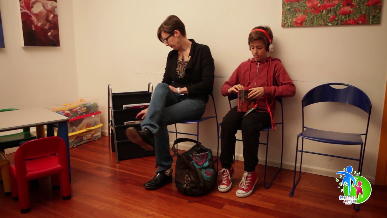 01 SALA DENTI  - DOTTORE AMICO - ANDIAMO DAL DENTISTA