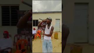 YOROBO DRILL toujours disponible