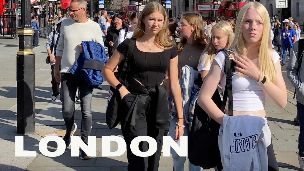 🇬🇧 LONDON WALK | Around TRAFALGAR SQUARE - London's largest and most important public square.
