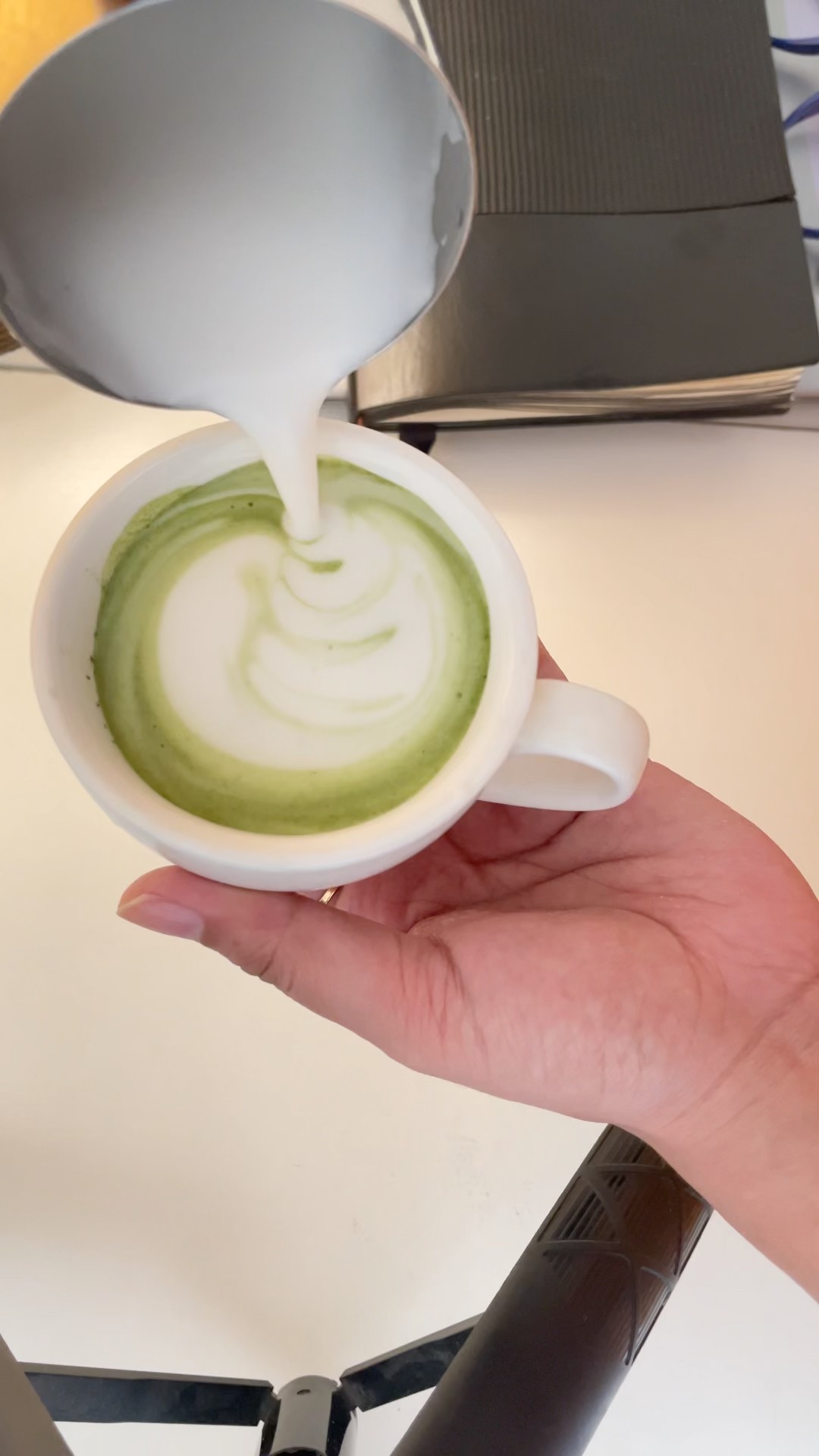 Latteページです(ㅅ´꒳` ) ?media_id=3863869501754757859