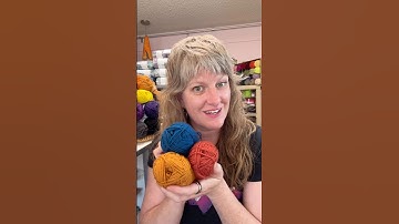 Color theory: Split complementary colors 🔀 Create a striking contrast that brings colors to life.