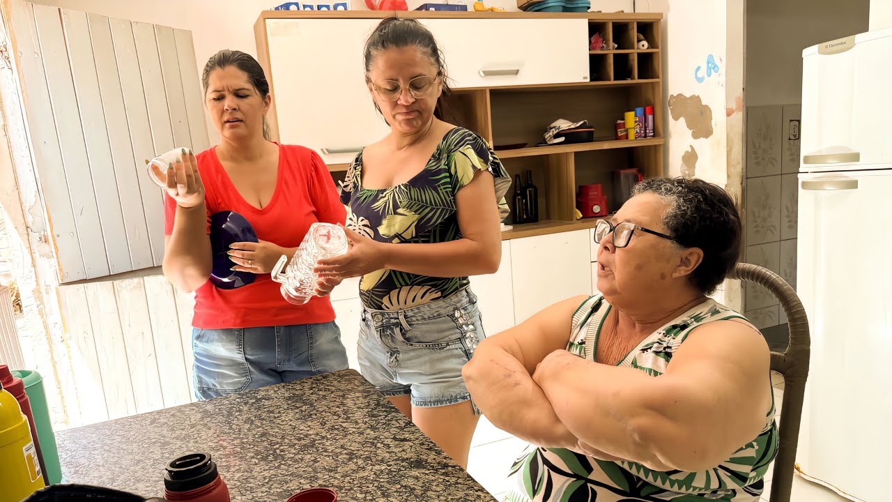 Quem Será Que Pegou Pratos?