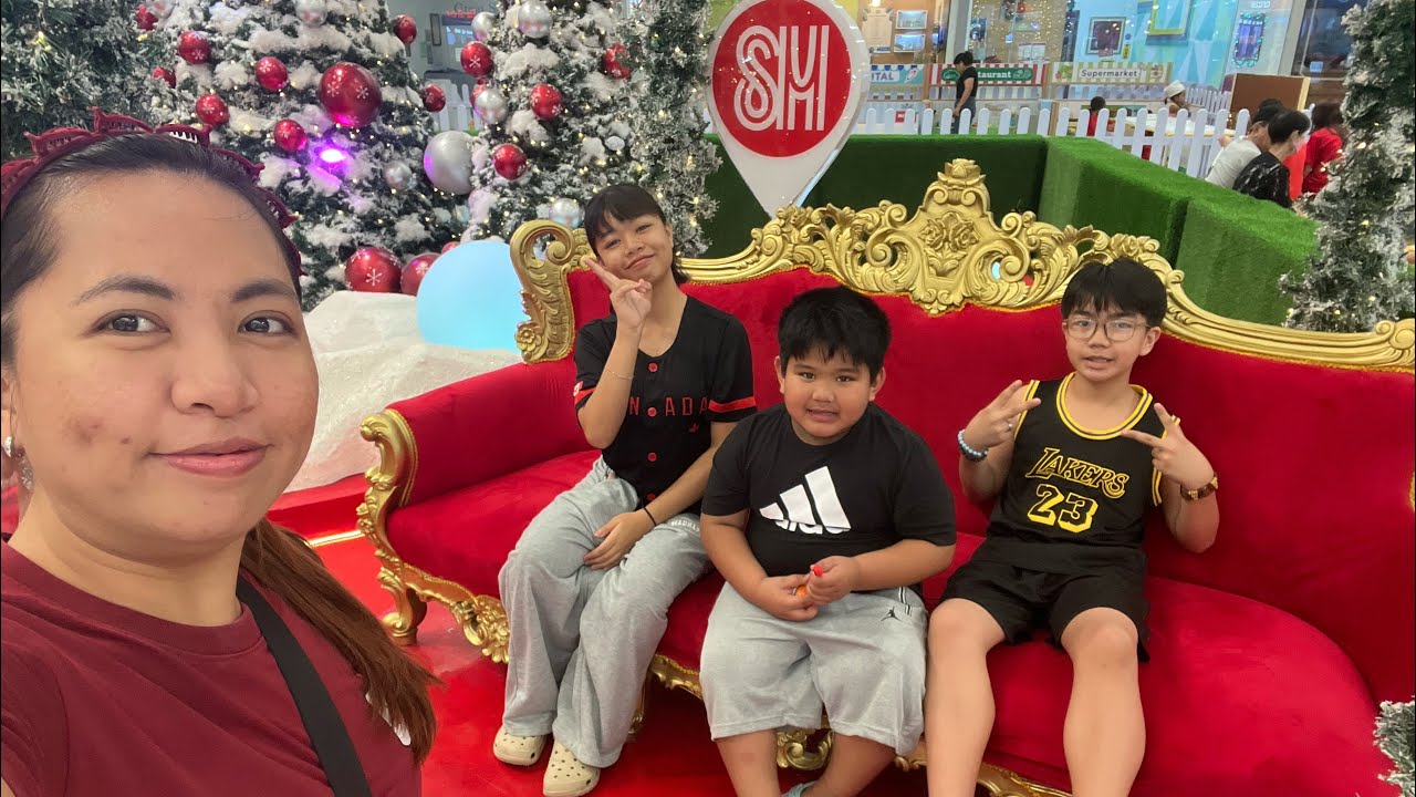 Christmas Day out with kids - YouTube