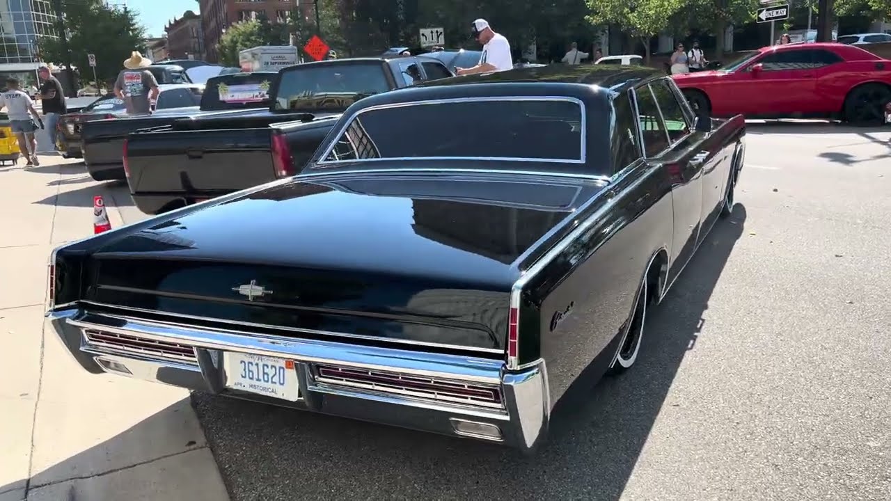 Mexican Independence Day Parade 🎉 Retro Car Show in Grand Rapids Michigan 🚘🇲🇽
