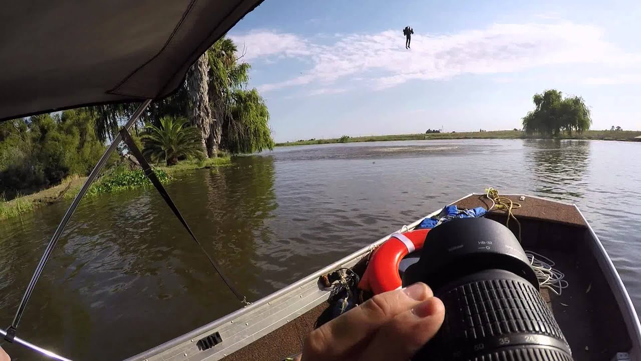 JB-9 jetpack makes spectacular debut flying around Statue of Liberty