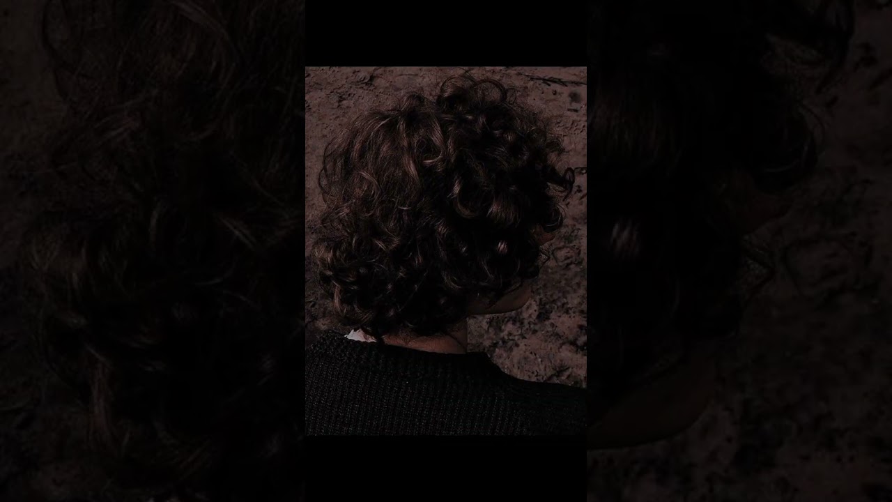 OUT THE FANDOM 👉🚪 