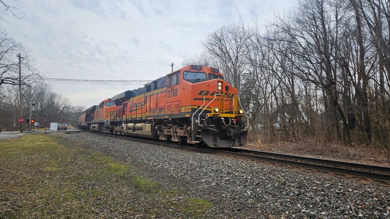 CSX G111 in Clinton, OH 2 19 26 4K