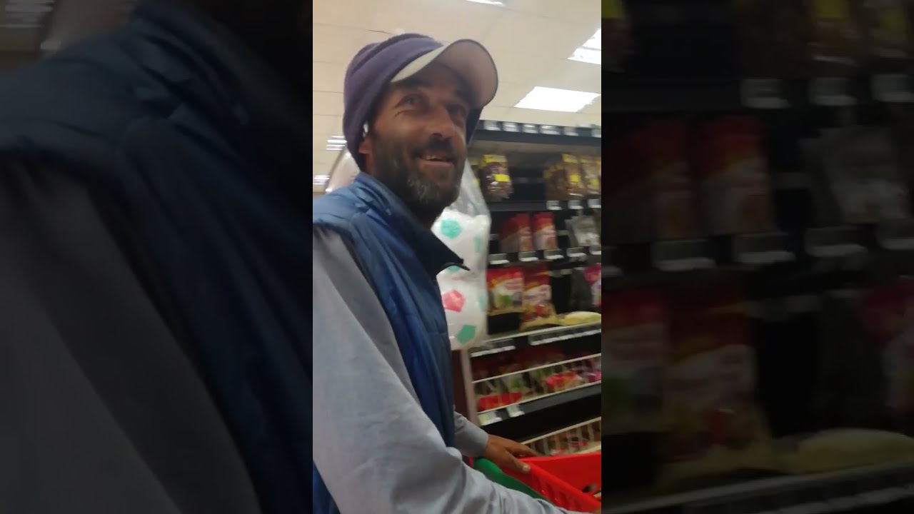 This homeless guy has a big heart, see what he does at the end