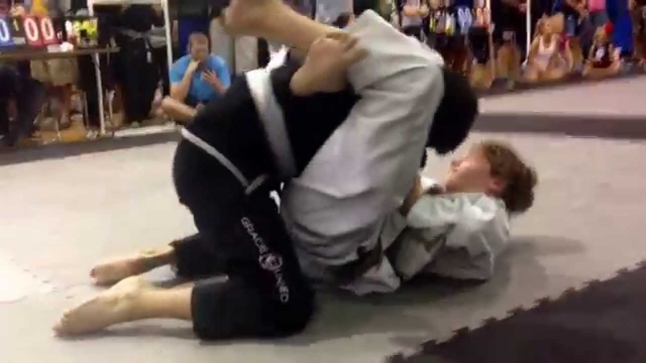 South USA Ocean Springs BJJ competition!!!! No Limit Killer Bee's Thomas Silas's last Gi-Match