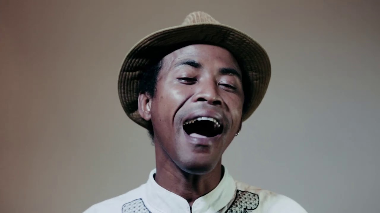 ZANAHARY O TAHIO NY TANINDRAZANAY