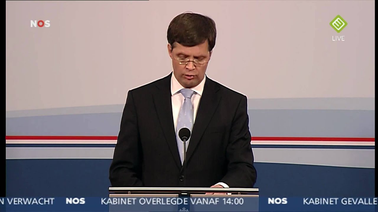 Kabinet-Balkenende IV gevallen Persconferentie premier, 20-02-2010 - YouTube
